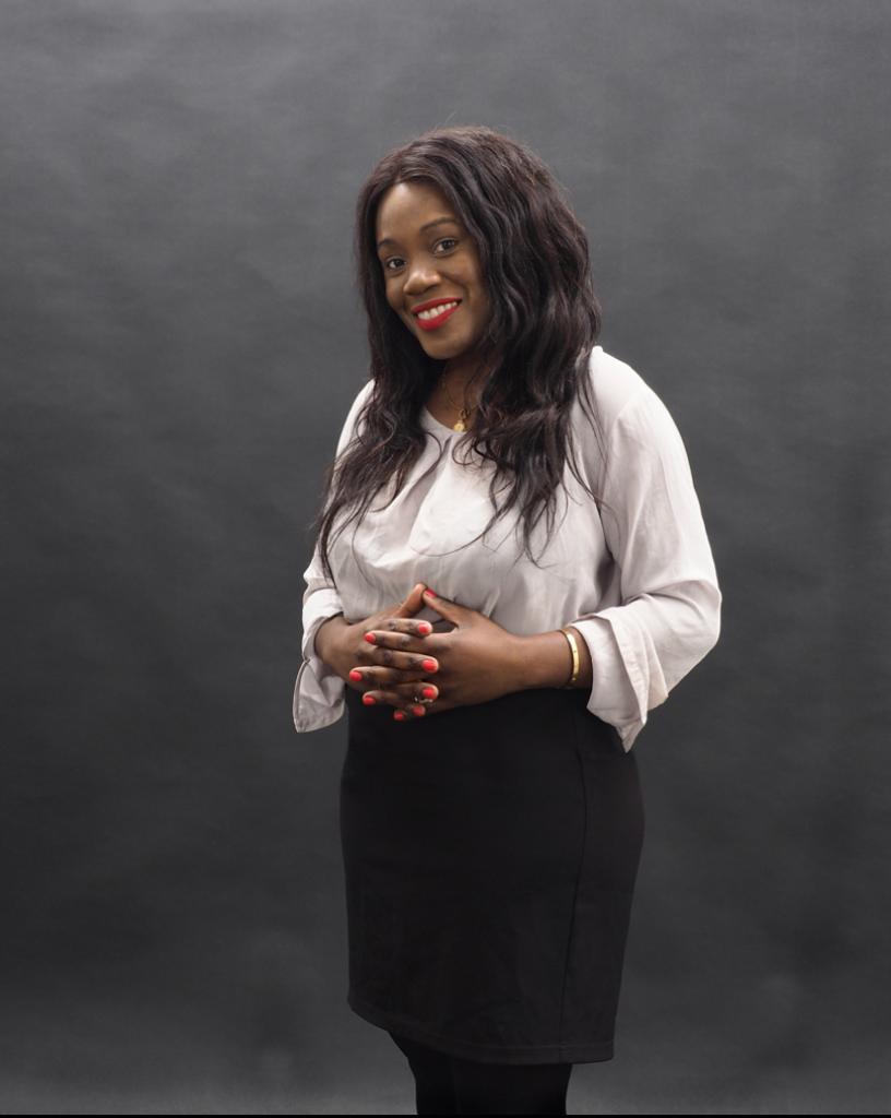 Portrait de Mme Ekwalla Priso Marie Sonia, présidente et fondatrice de HUMAN CARE FOR WORLD